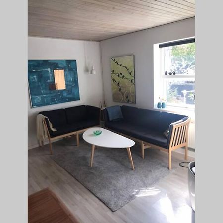Апартаменты Dejlig Lille Hus Раннерс Экстерьер фото